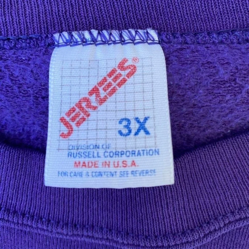 Vintage Bugs Bunny Looney Tunes Embroidery Purple Crewneck